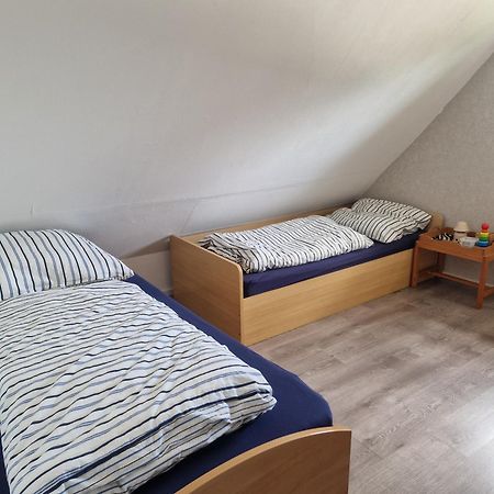 Gemuetliche 3-Zimmer-Wohnung, Zentral Gelegen Apensen Luaran gambar